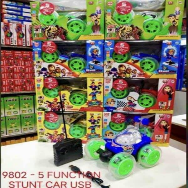 R/C STUNT CAR 5 FUNCTION RECHARGEABLE - Wholesale Toys India