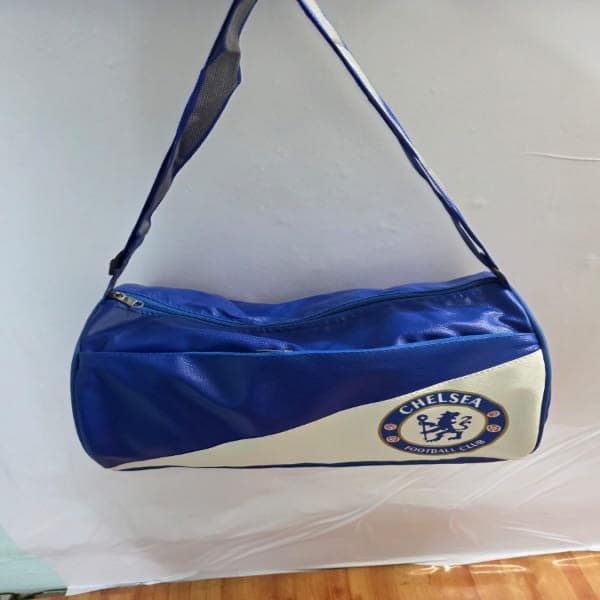 Gym duffle bag thumbnail