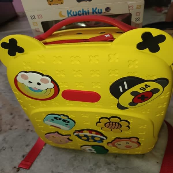 Kawaii -Q back cross bagpack - Wholesale Toys India