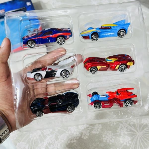 Avenger metal car set thumbnail