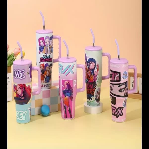K-pop tumbler with straw - Wholesale Toys India