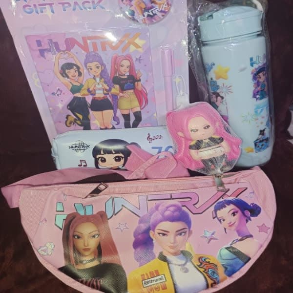 K-pop hamper 29 - Wholesale Toys & Return Gifts India