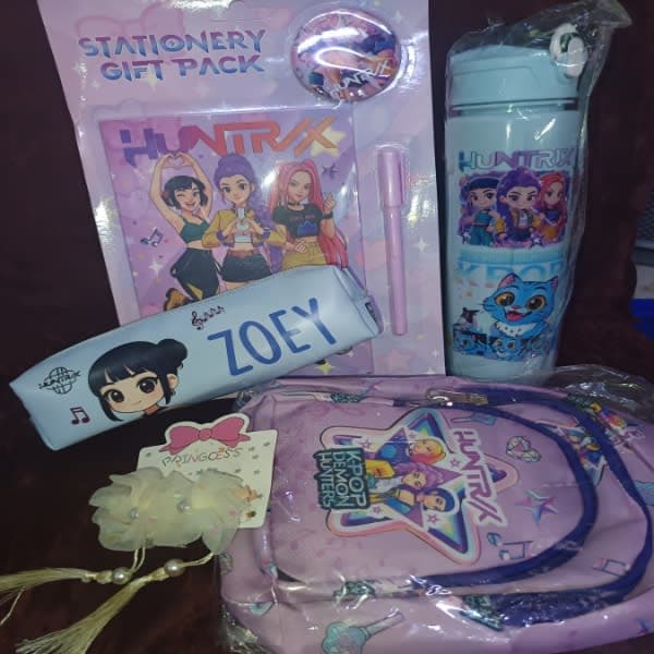 K-pop hamper 28 - Wholesale Toys & Return Gifts India